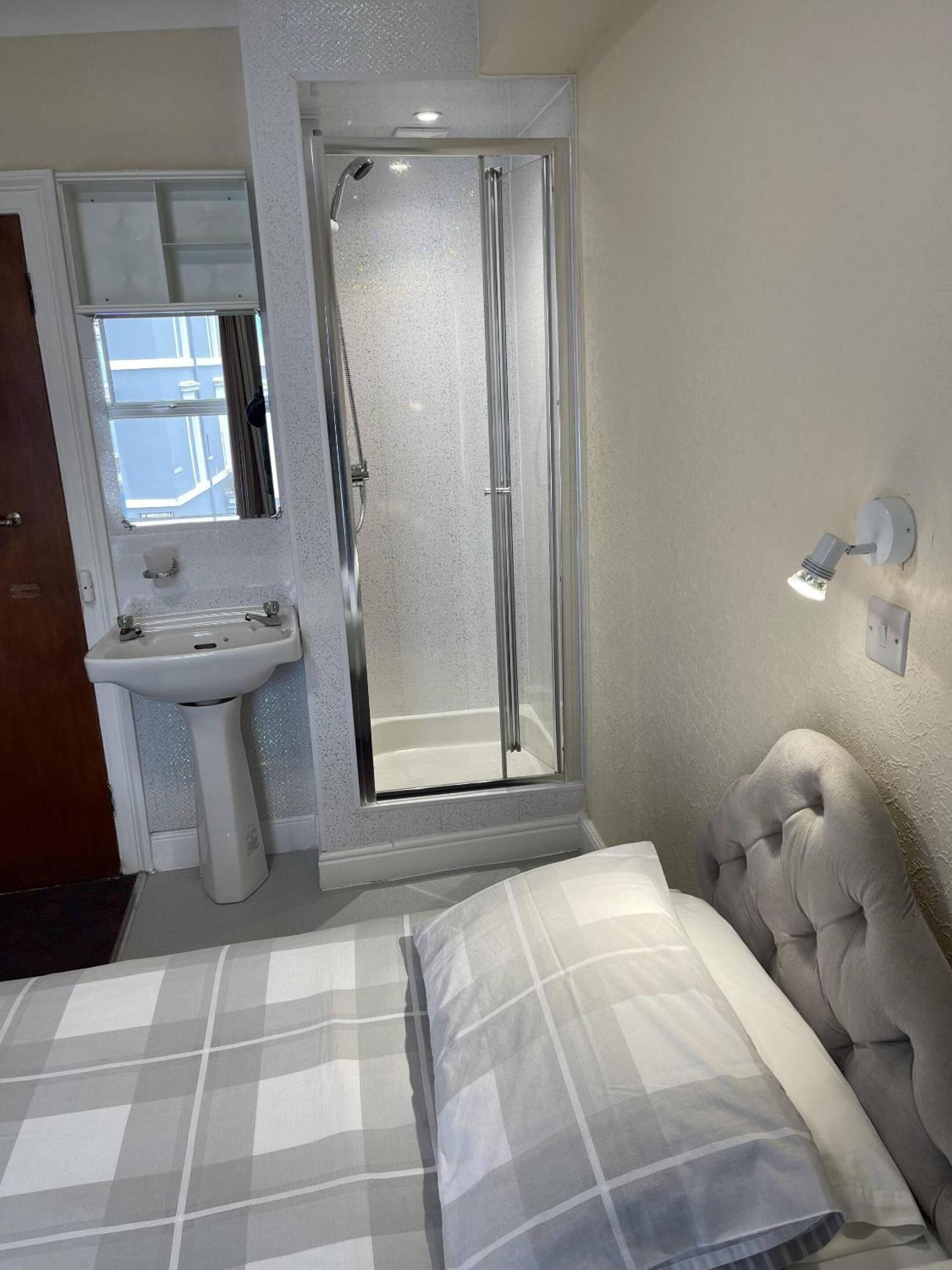 Lamplighter Guesthouse Πλίμουθ Δωμάτιο φωτογραφία